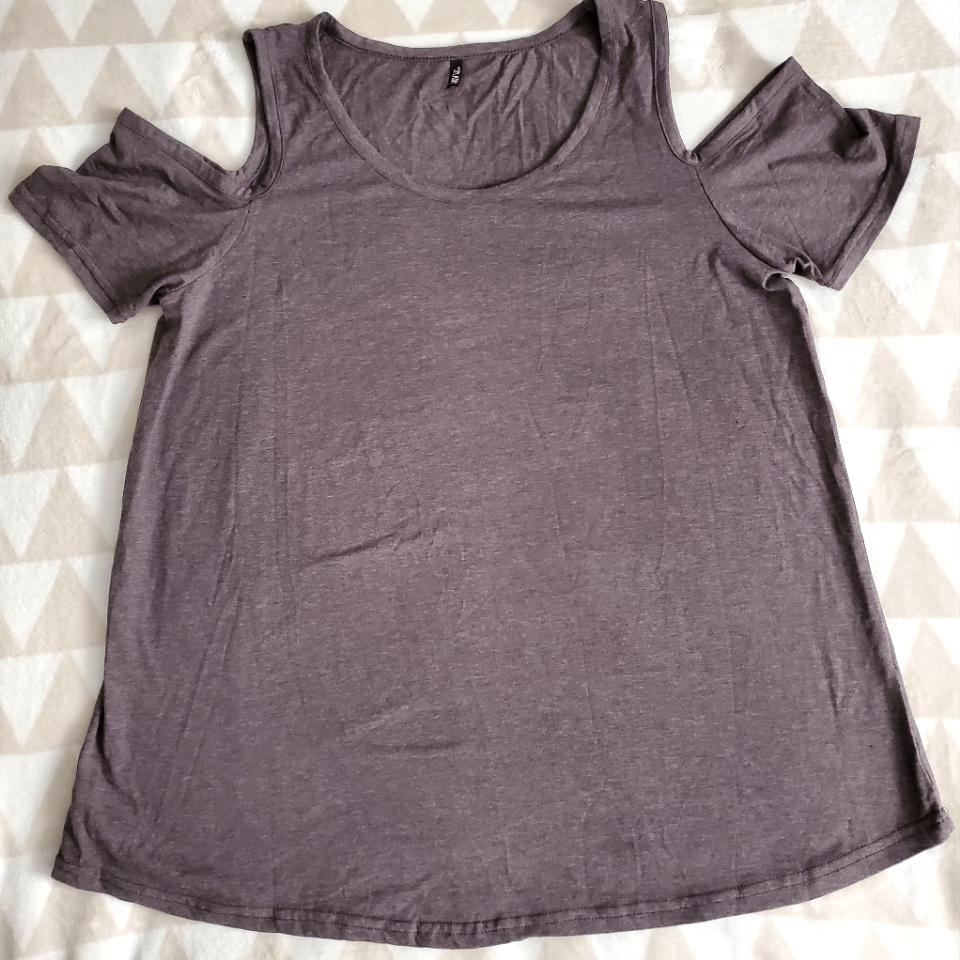 Grey Cutout Shirt Size 2x Splash Brand